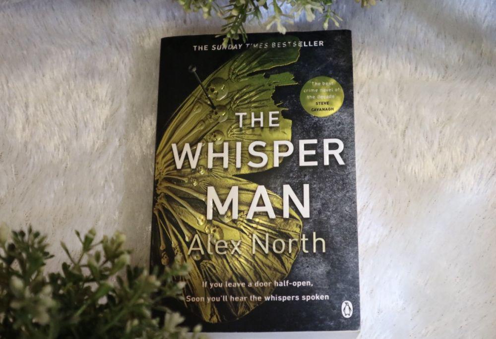 6 Alasan Kamu Harus Baca Novel The Whisper Man, Memacu Adrenalin!
