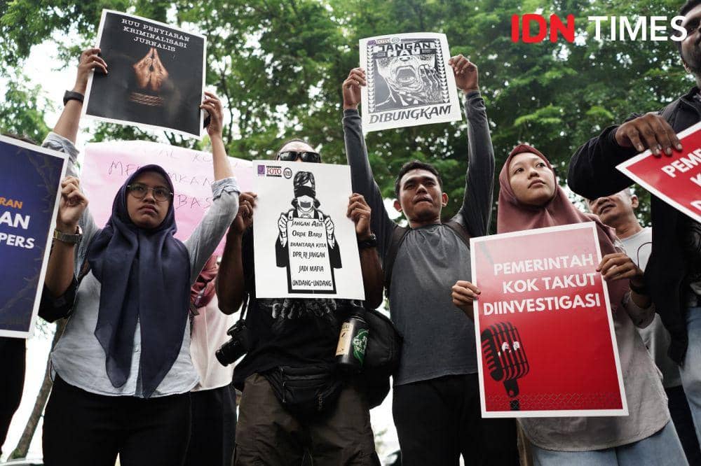 Jurnalis kota Medan tolak RUU Penyiaran (Saddam Husein for IDN Times)