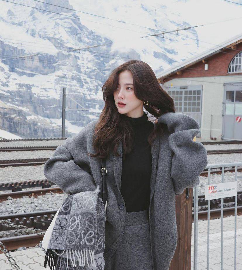 potret Baifern Pimchanok dan Nine Naphat liburan di Swiss (instagram.com/naphat_nine)