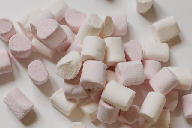 ilustrasi marshmallow (pexels.com/Arina Krasnikova)