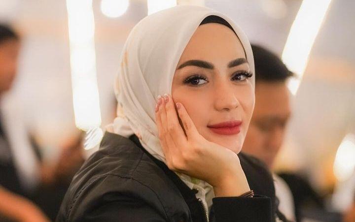 Jadi Single Mom, 9 Potret Bahagia Imel Putri yang Kian Produktif
