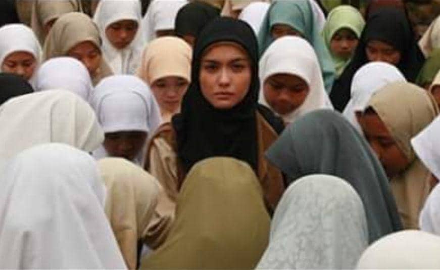 Perempuan Berkalung Sorban film religi Indonesia yang cocok ditonton saat Ramadan