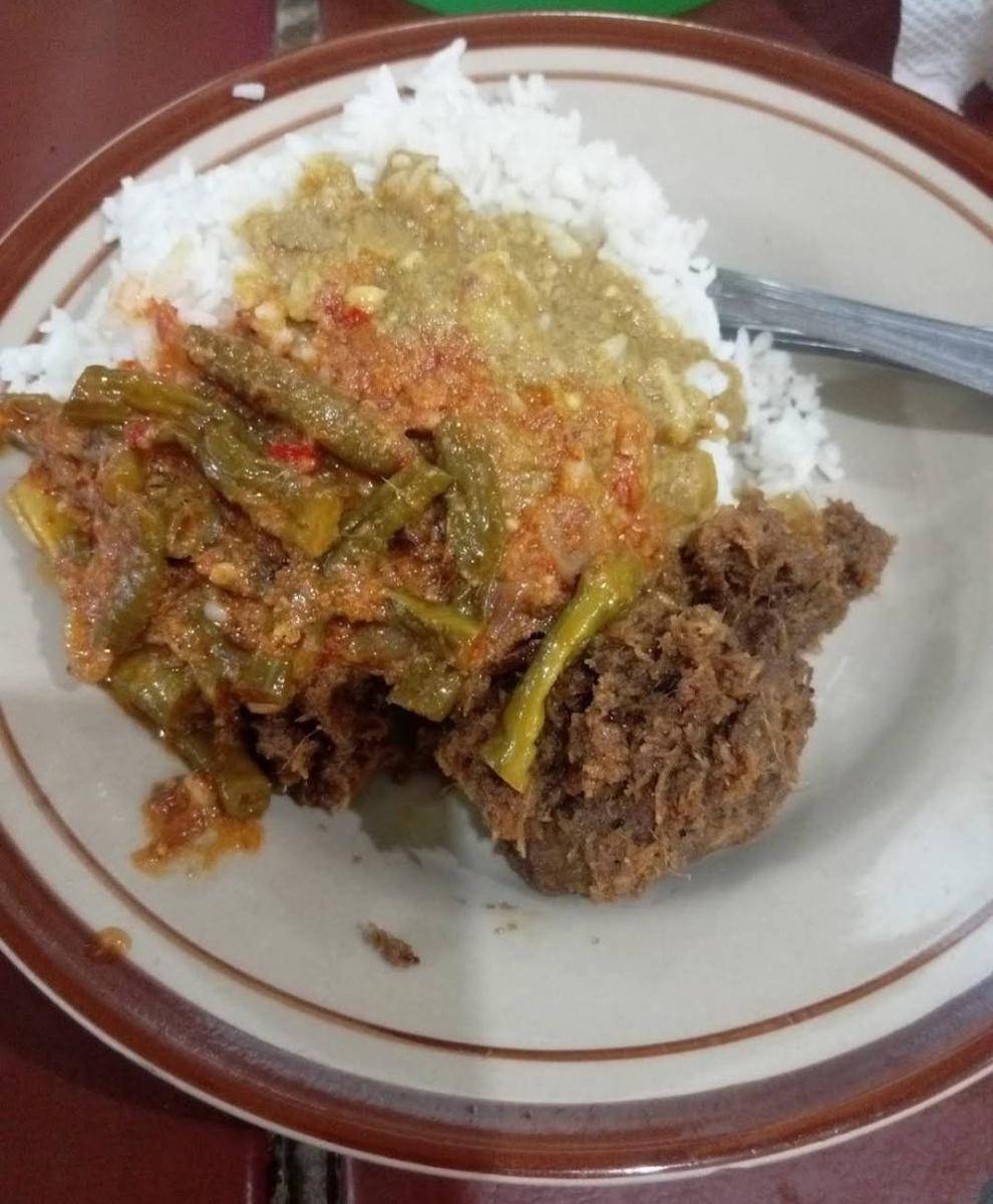 Warung Makan H. Mahradj (google.com/maps/imawan dedy)
