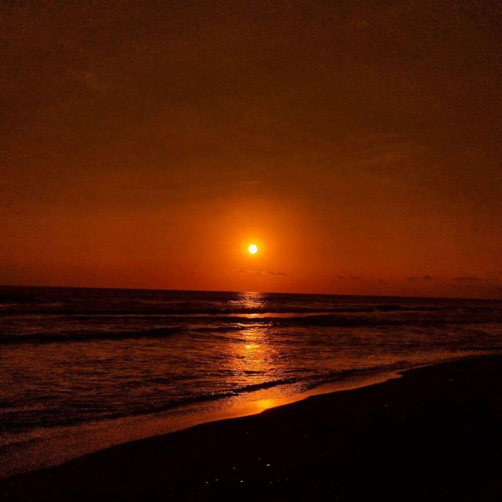 Pantai Bugel (instagram.com/bayuajirmdn)