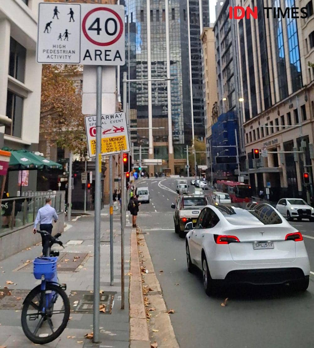 Penggunaan kendaraan listrik di Kota Sydney Australia, Senin (20/5/2024). IDN Times/Irwan Idris