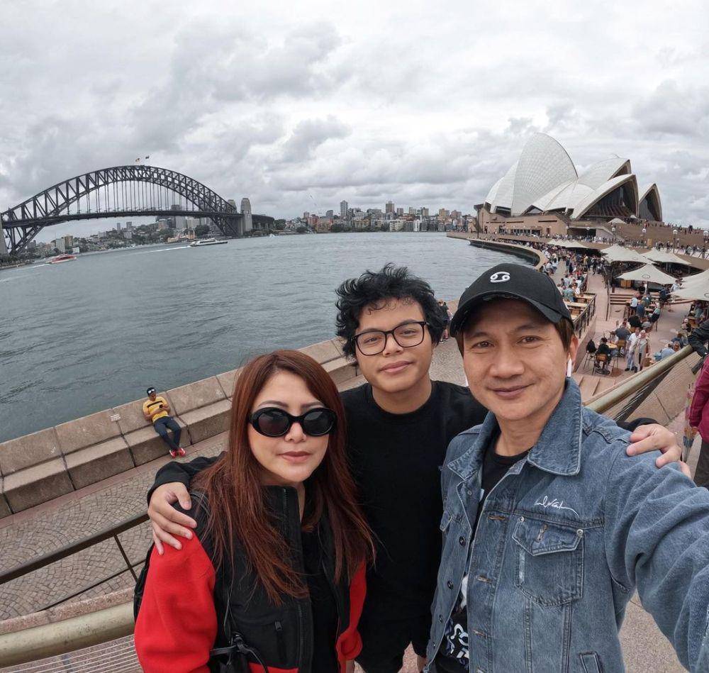 potret kedekatan Anji dengan kedua anak sambung (instagram.com/winatalia)