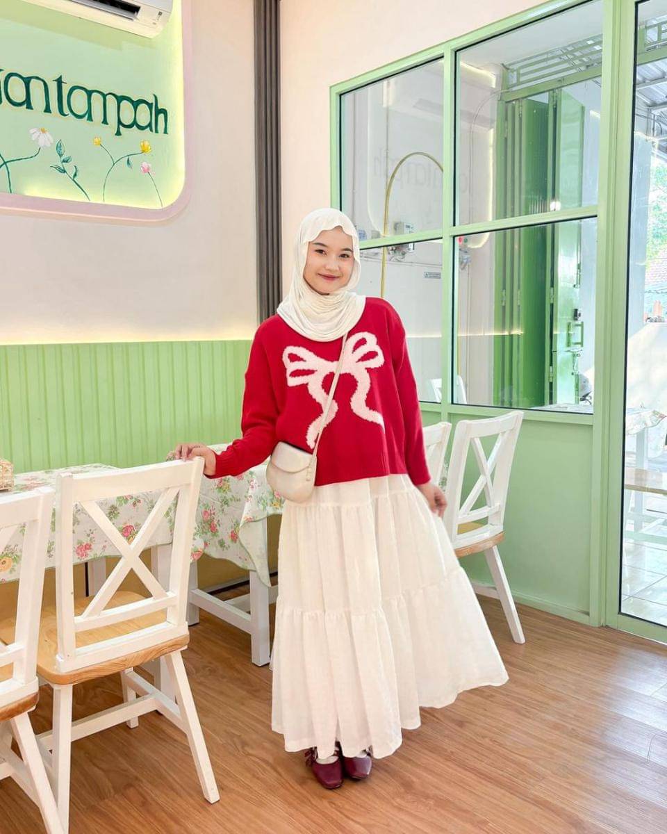 Siska Amera (instagram.com/siskaamera)