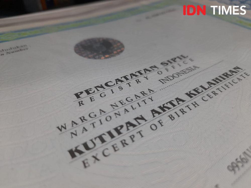 Cara Membuat Akta Kelahiran Tanpa Ayah, Simak Juga Syaratnya!