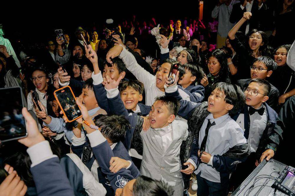 potret DJ Winky perform di acara party anak SD (Instagram.com/winkywiryawan912)