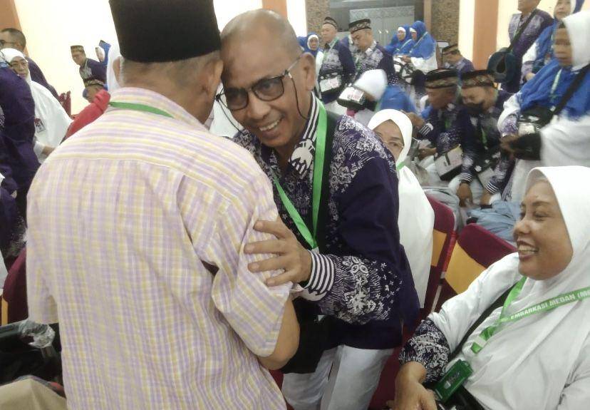 Salah satu calon jemaah Haji, Edy Matondang yang akan berangkat Haji dari asrama Haji Medan (Dok. Sony for IDN Times)