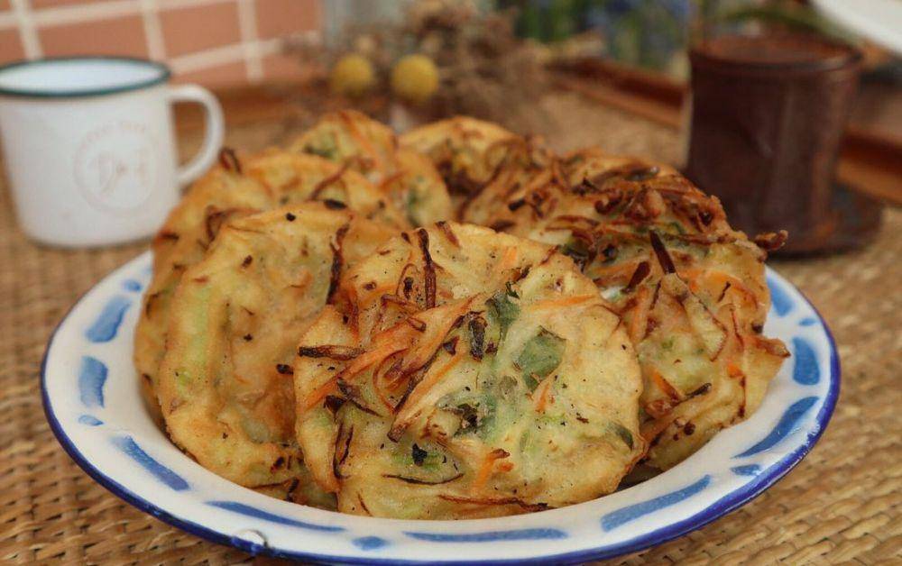 Bakwan sayur (instagram.com/ika_wangi)