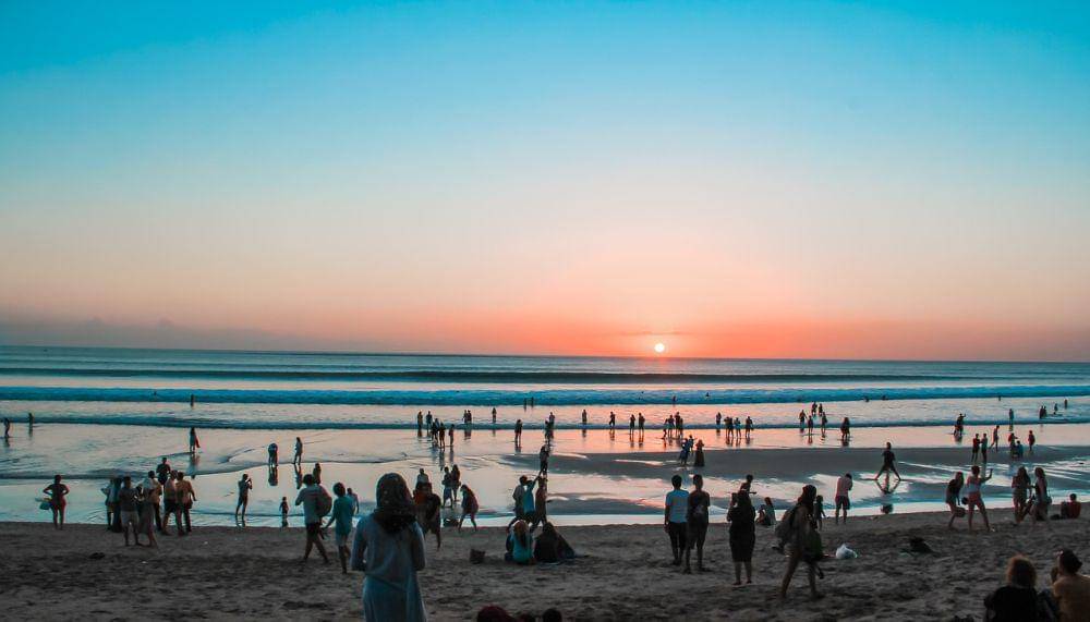 Suasana Pantai Kuta di sore hari. (Pixabay.com/NguyenDo)