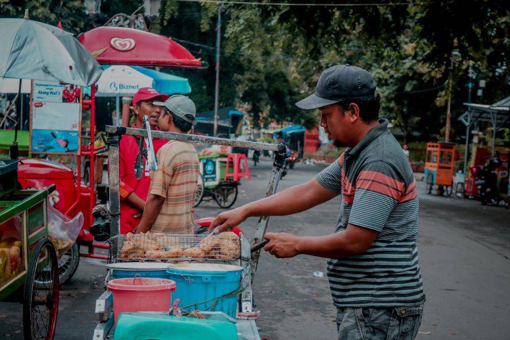 ilustrasi pedagang makanan (pexels.com/Yazid N)