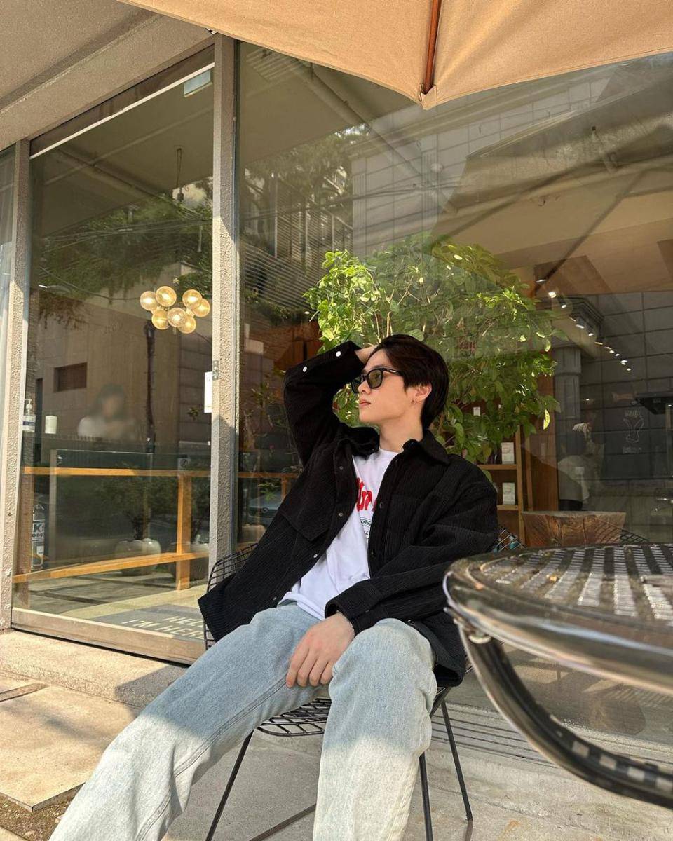 Kun WayV (instagram.com/kun11xd)