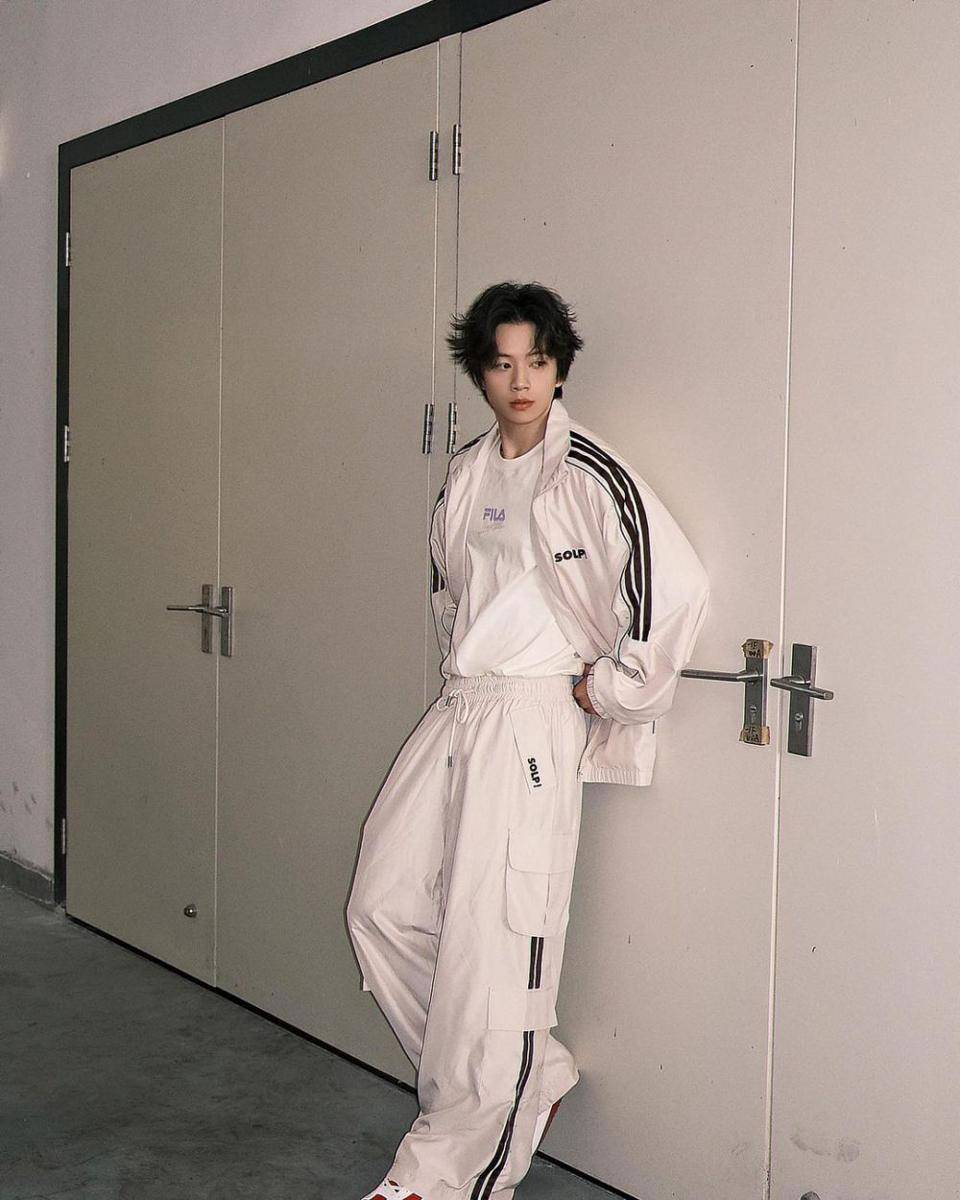 Wu Hai (instagram.com/wuhai_1117)