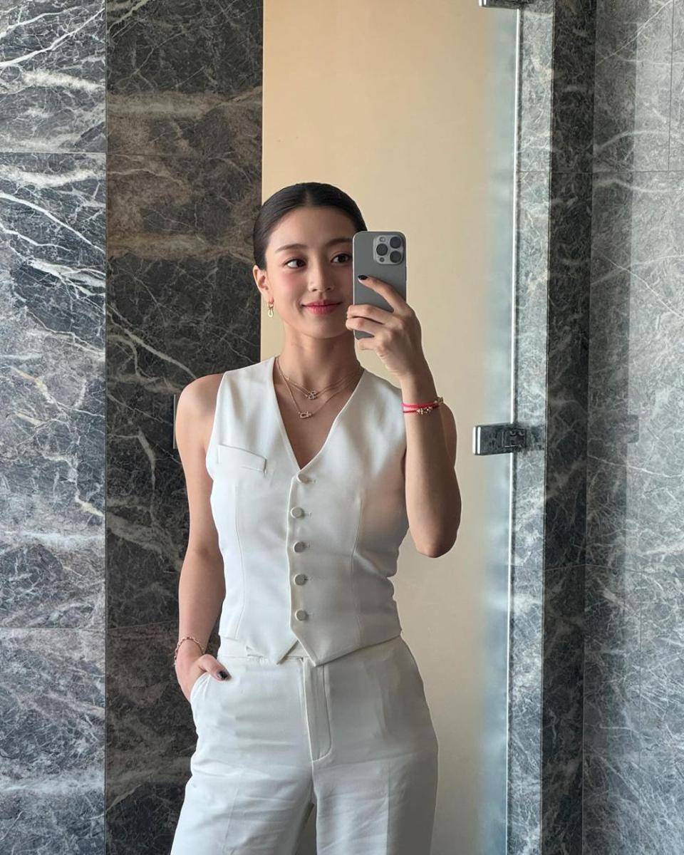 Jihyo Twice (instagram.com/_zyozyo)