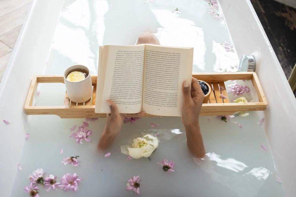 ilustrasi buku (pexels.com/Monstera Production)
