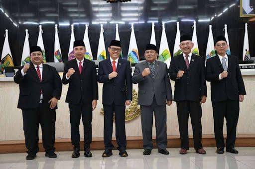 DPRD Jabar Serahkan LHP BPK RI atas Laporan Keuangan Pemdaprov Jabar