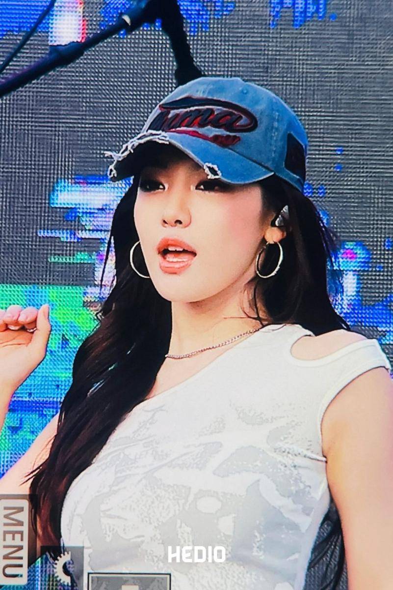 potret Ningning aespa (twitter.com/HedioNingn_)