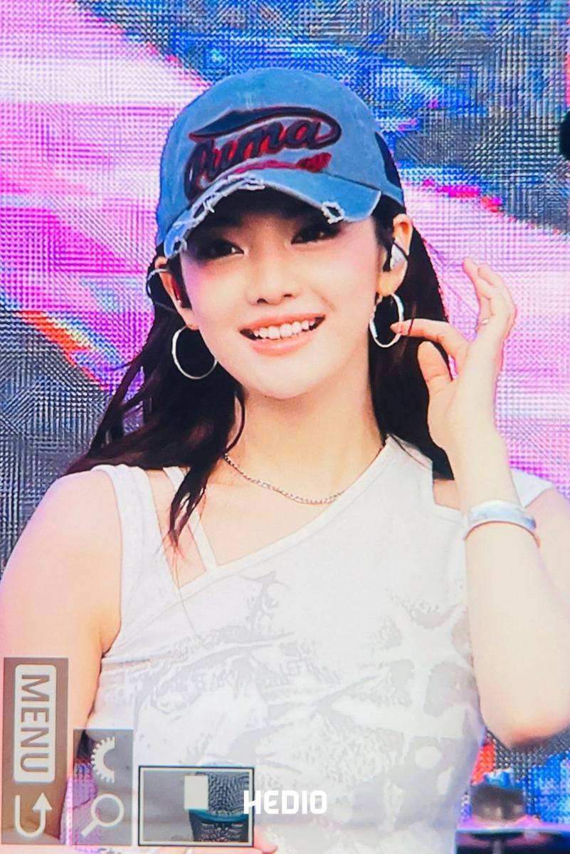 potret Ningning aespa (twitter.com/HedioNingn_)