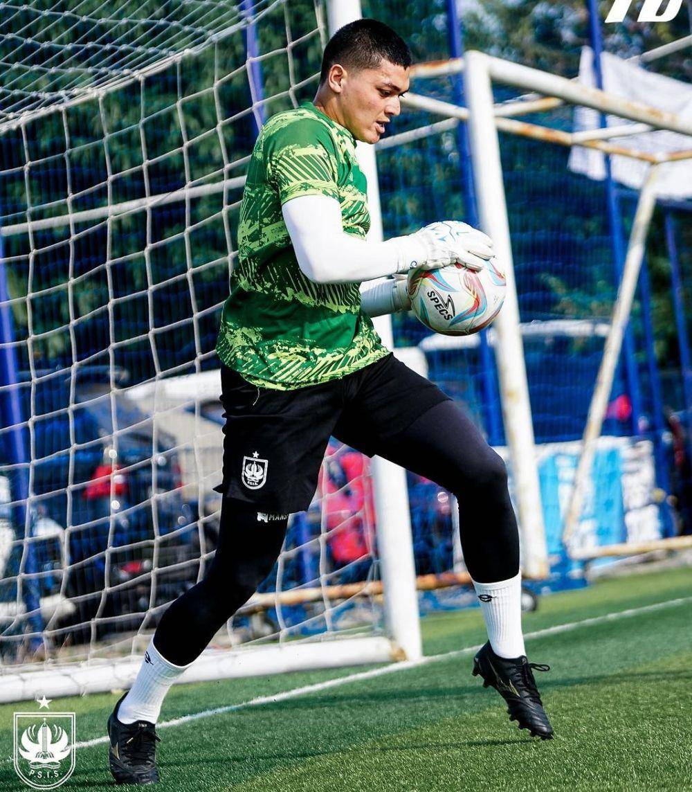 Pemain PSIS Semarang sedang jalani latihan rutin jelang International Match RCTI Sport, Kamis (23/5/2024). (dok. PSIS)