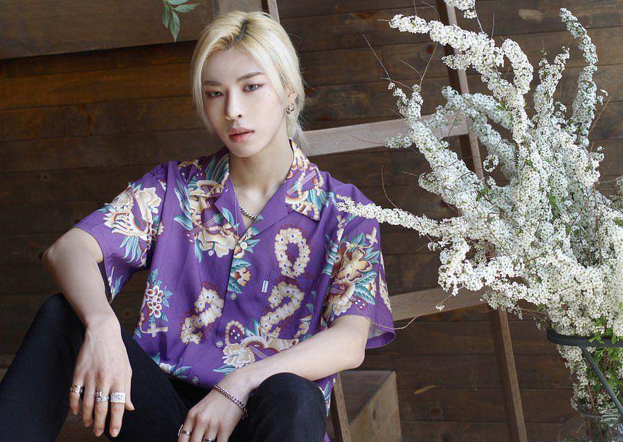 Hwi NEWKIDD (Instagram.com/jflo.newkidd)