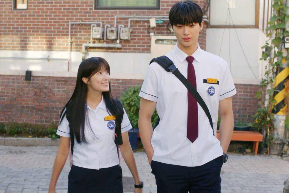 cuplikan drama Lovely Runner (dok. VIU/Lovely Runner)
