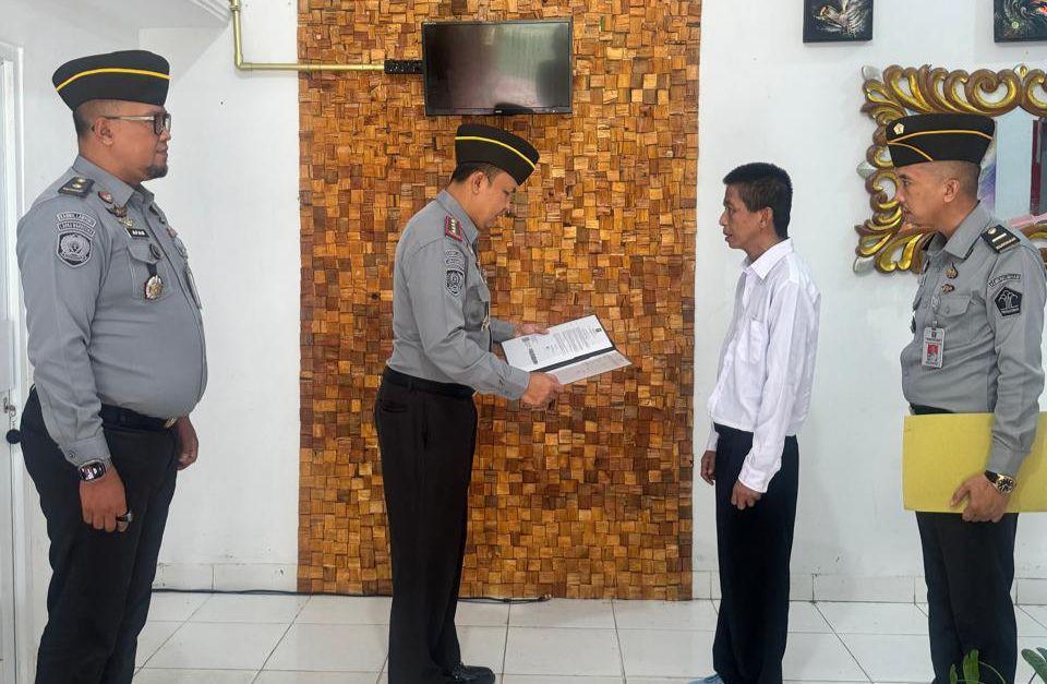 9 Napi Beragama Buddha di Lampung Terima Remisi Khusus Waisak 2024