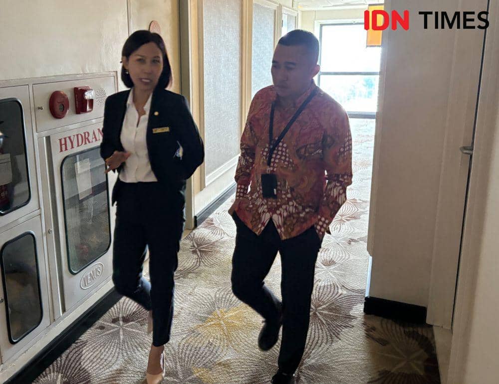 Showing Swiss-Belboutique Yogyakarta setelah penyerahan sertifikasi. (IDN Times/Herlambang Jati Kusumo)
