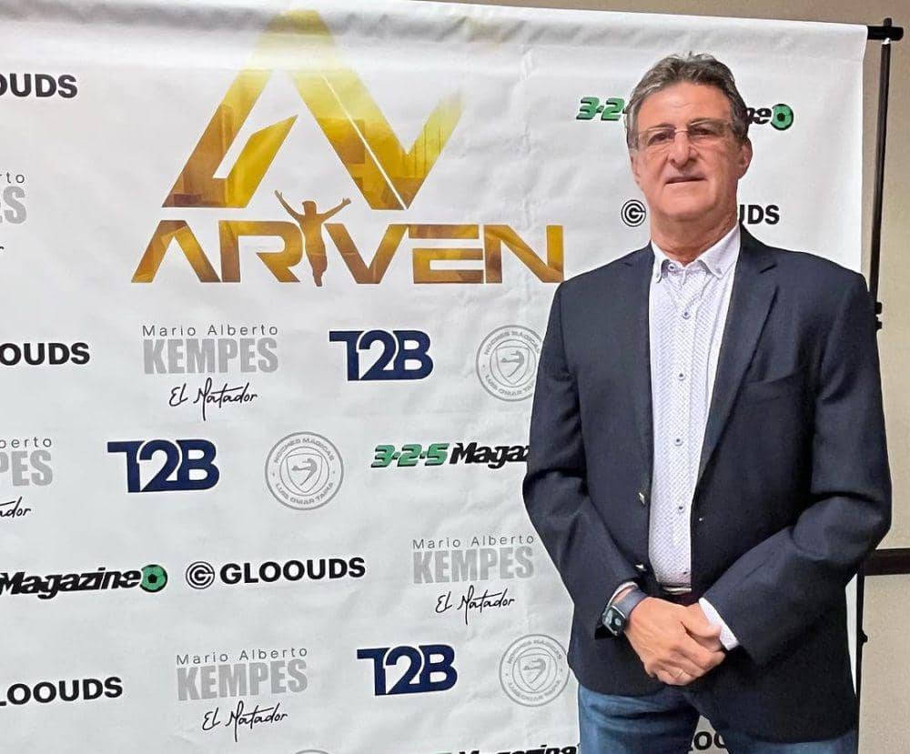 Mario Kempes saat menghadiri suatu acara. (Instagram.com/mario.kempes78)