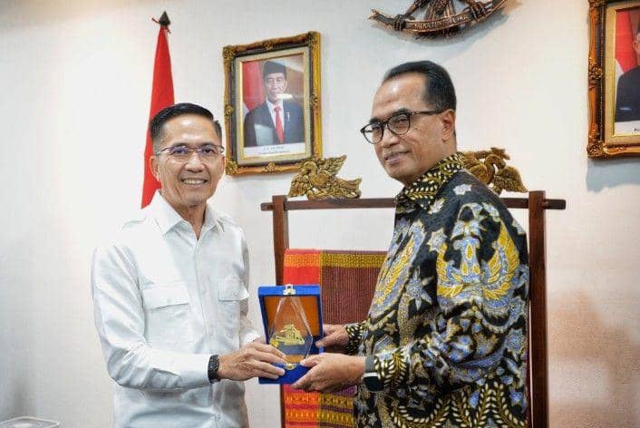 Pertemuan Ratu Dewa dan Menhub Budi Karya (Dok. Kemenhub)