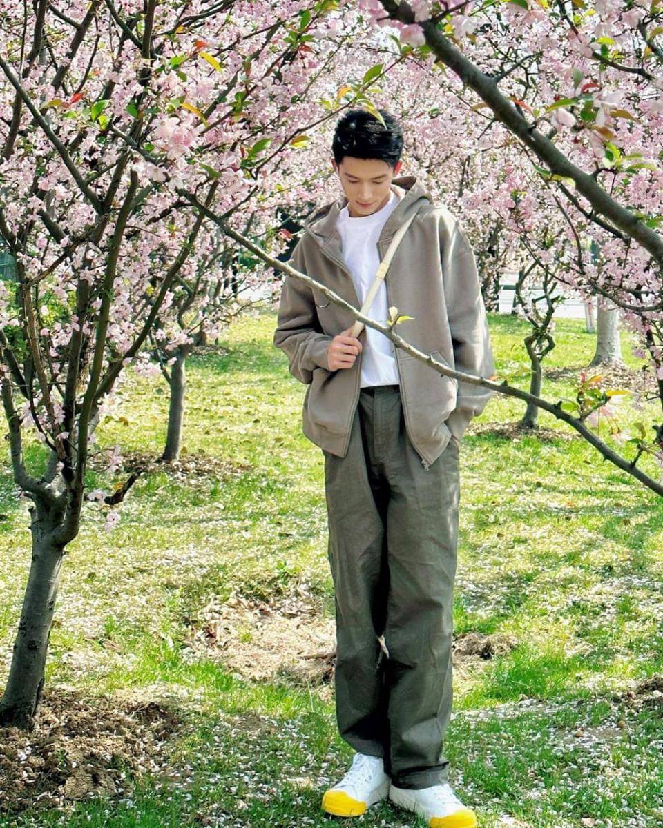 Wang Xing Yue (instagram.com/wangxingyue0305)