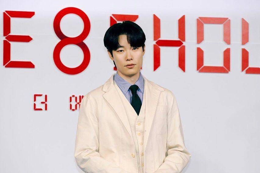 Ryu Jun Yeol (instagram.com/ryusdb)
