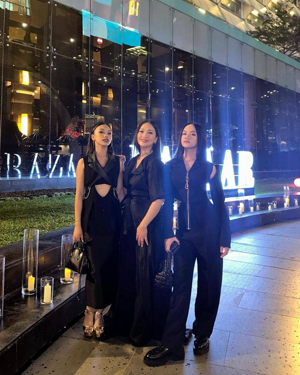 potret Naura dan Neona Ayu (instagram.com/riafinola)