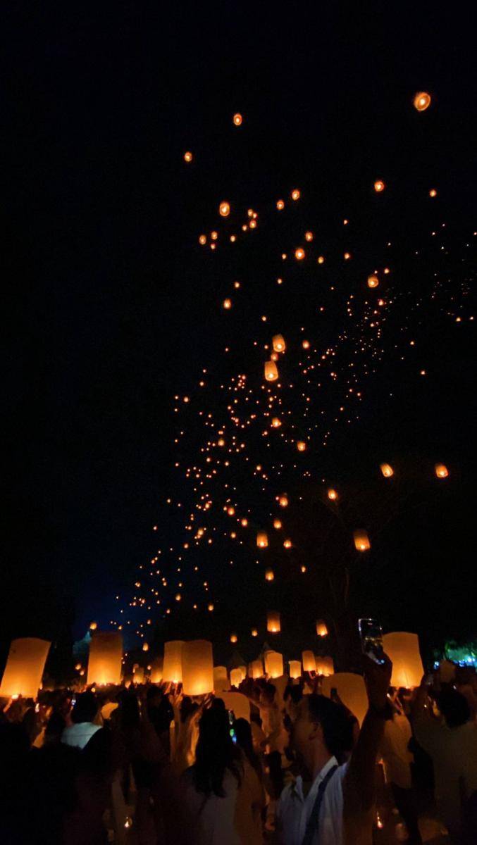 Potret festival lampion di Borobodur (x.com/canisiusandrew)
