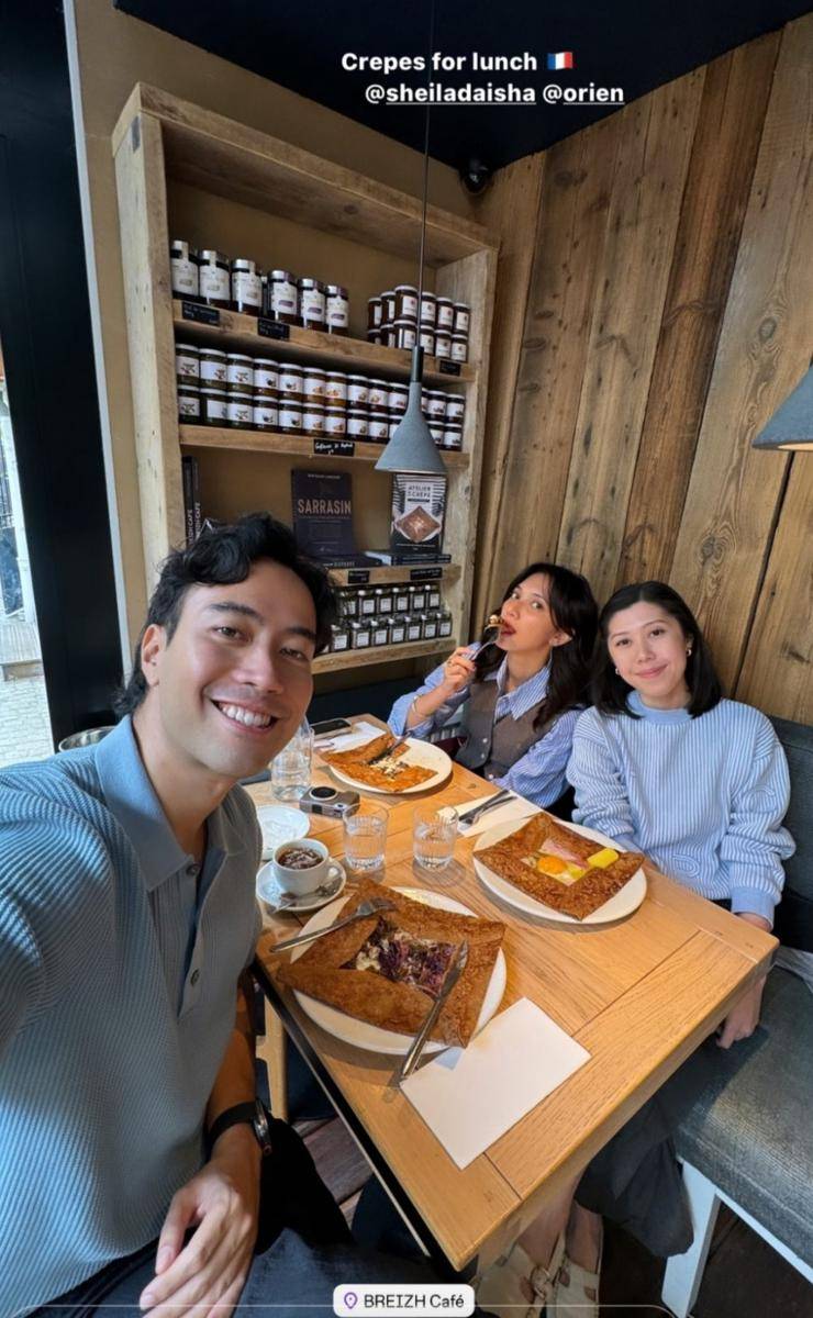 potret Vidi Aldiano dan Sheila Dara Aisha liburan di Paris (instagram.com/vidialdiano)