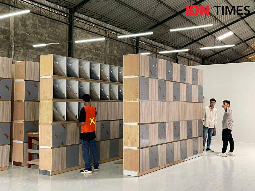 Pabrik furnitur Kebone Totok milik Lorca Biru. (IDN Times/Larasati Rey)