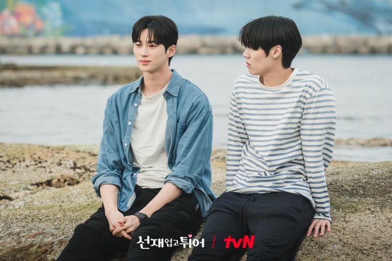 12 Bukti Friendship Goals Sun Jae dan In Hyuk di Lovely Runner