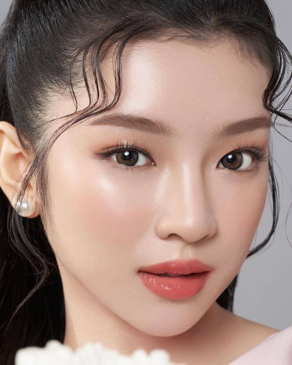 Rekomendasi Softlens untuk Pemula (eyelovin.com)