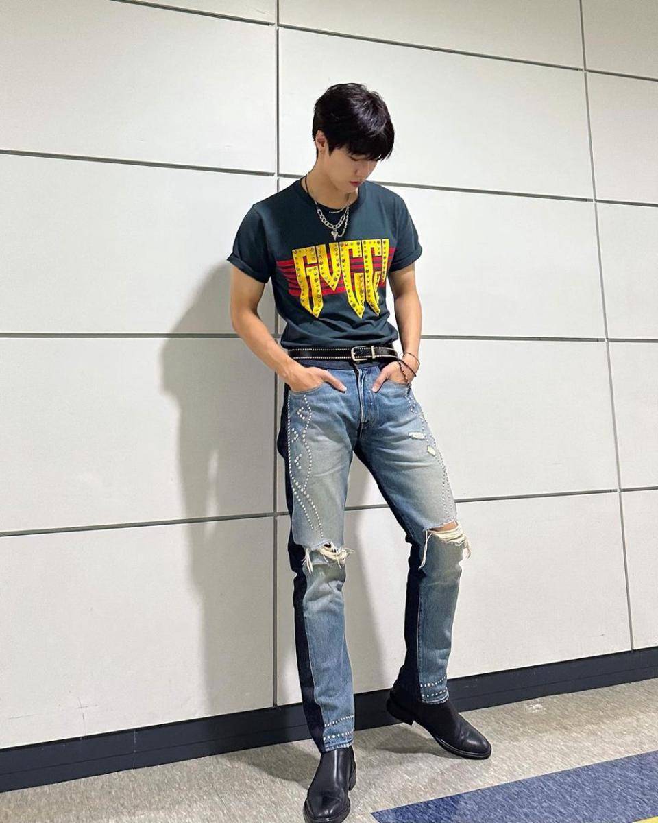 Lee Seung Hyub (instagram.com/sssn9_zzzn9)