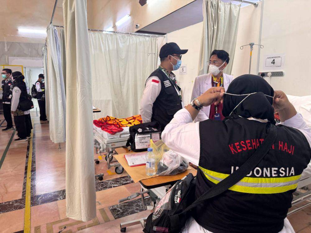 Kegiatan di Klinik Kesehatan Haji Indonesia (KKHI), Sabtu (25/5/2024). Dokumentasi Media Center Haji