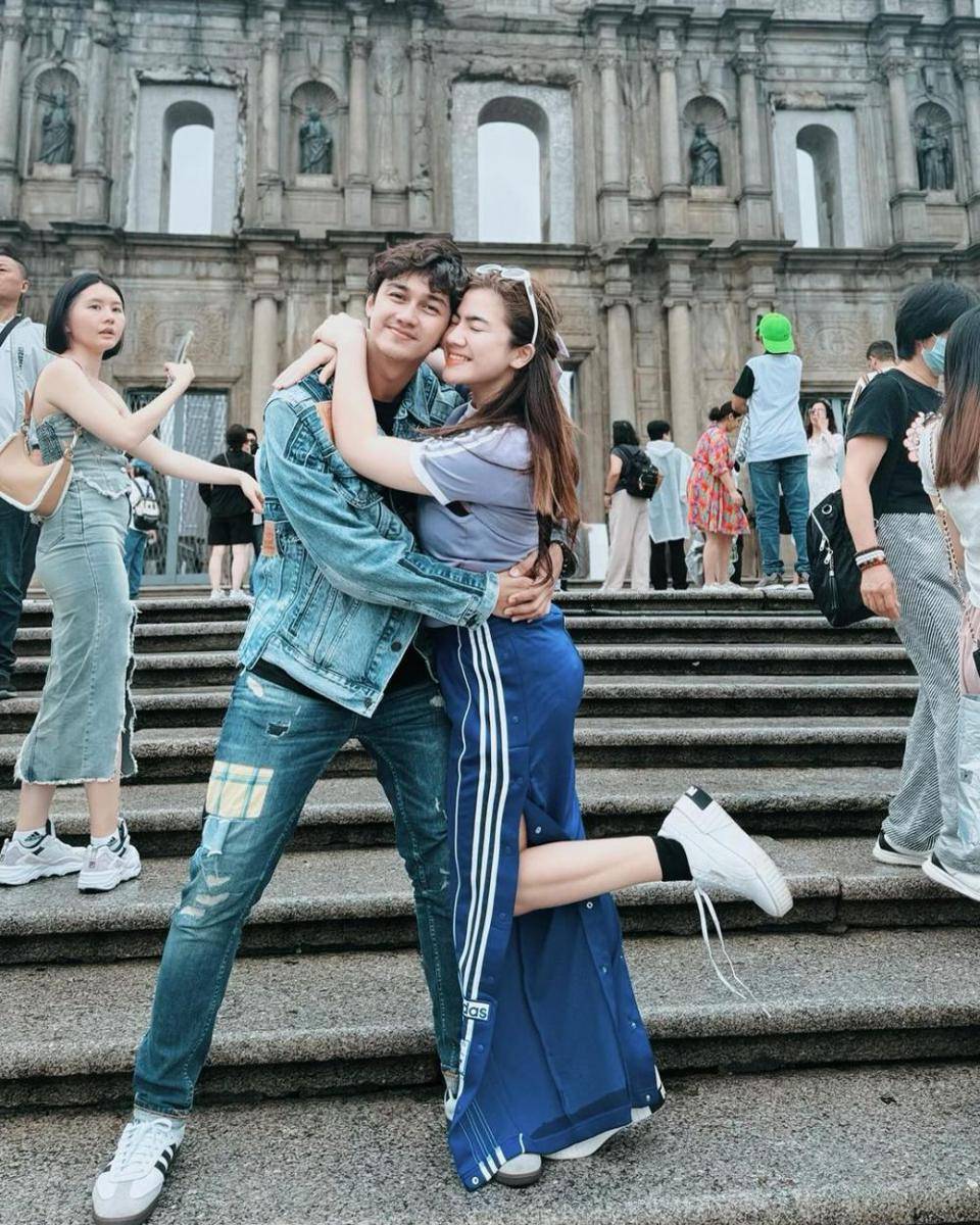 potret keluarga Felicya Angelista dan Caesar Hito (instagram.com/felicyangelista_)
