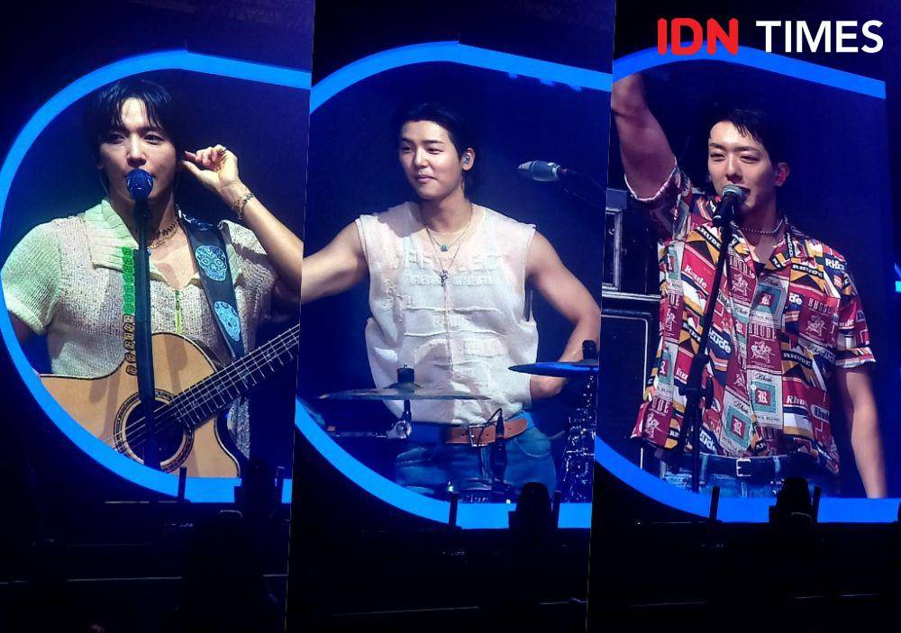 Younghwa, Minhyuk, dan Jungshin CNBLUE di konser CNBLUENTITY Jakarta, ICE BSD City, Sabtu (25/4/2024). (IDN Times/Ines Suseno)
