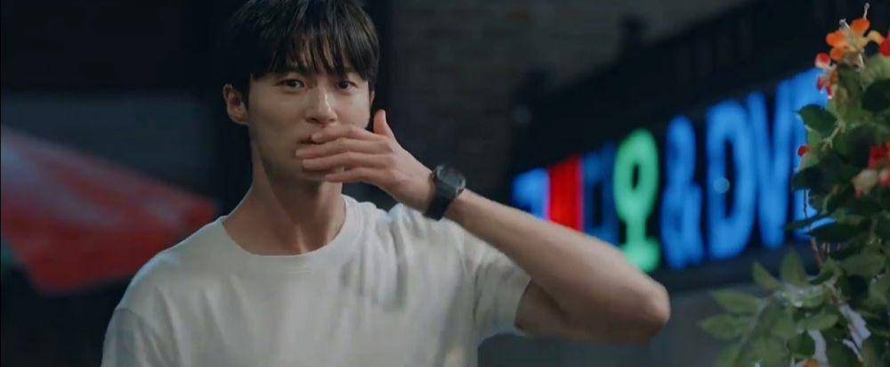 cuplikan drakor Lovely Runner (dok. VIU/Lovely Runner)