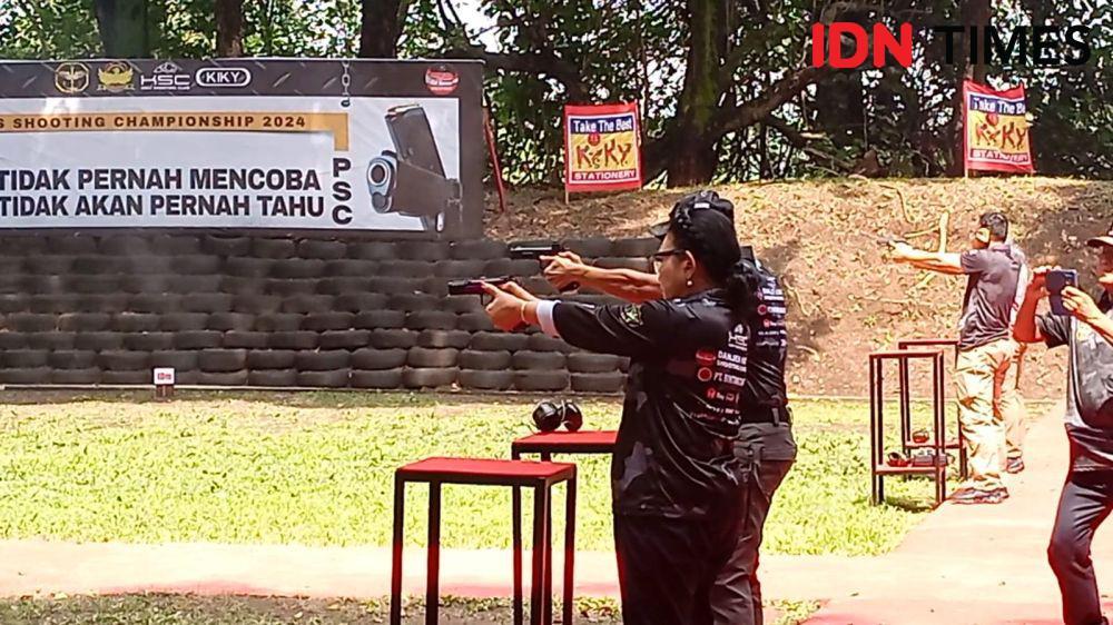 Titiek Soeharto Ikuti Lomba Tembak di Grub 2 Kopasus