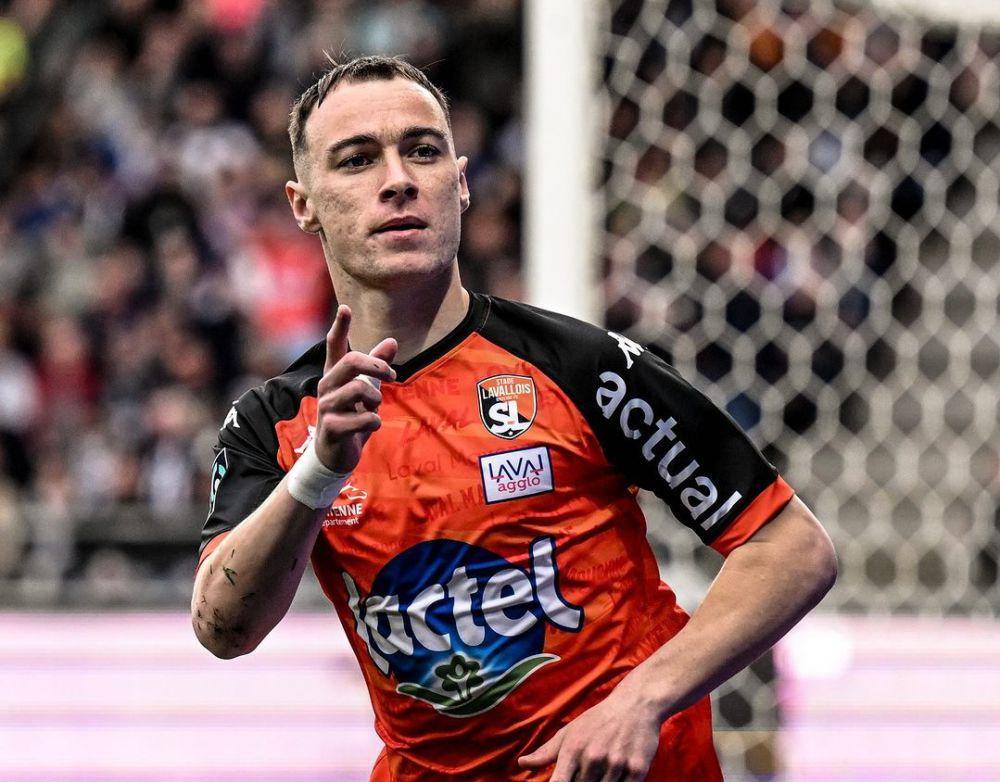 Pablo Pagis ketika membela Stade Lavallois. (instagram.com/ligue2bkt)
