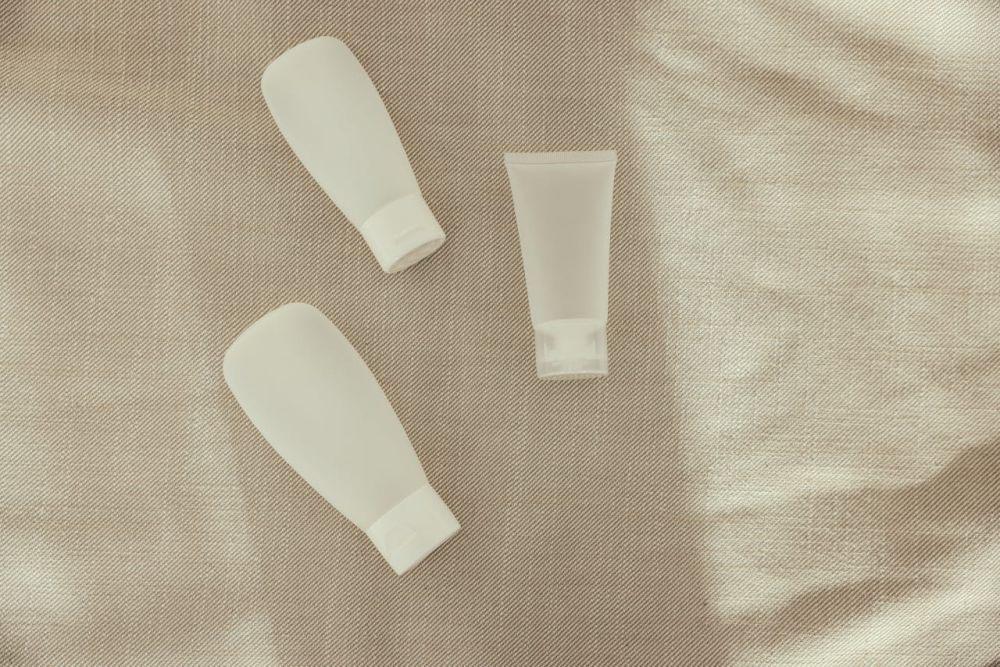 6 Rekomendasi Face Scrub Cowok yang Disarankan untuk Kulit Berminyak