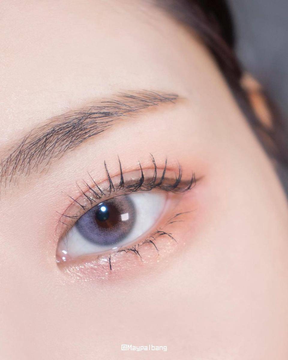 warna softlens untuk kulit putih (instagram.com/pinkrabbitlens)