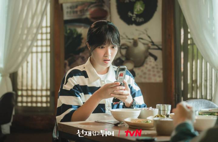 still cut drakor Lovely Runner (dok. tvN/Lovely Runner)