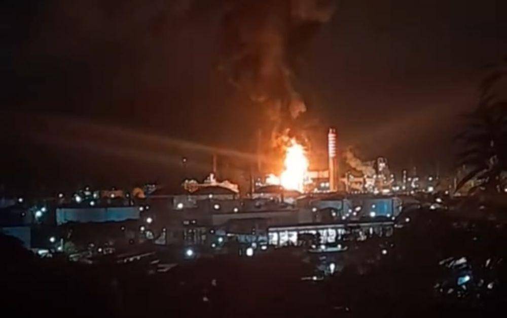 Musibah kebakaran terjadi di area Kilang Pertamina Balikpapan di Kalimantan Timur (Kaltim) pada Sabtu 25 April 2024 sekitar pukul 04.25 Wita.